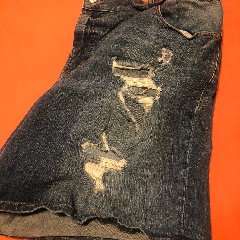 Maurice’s denim shorts